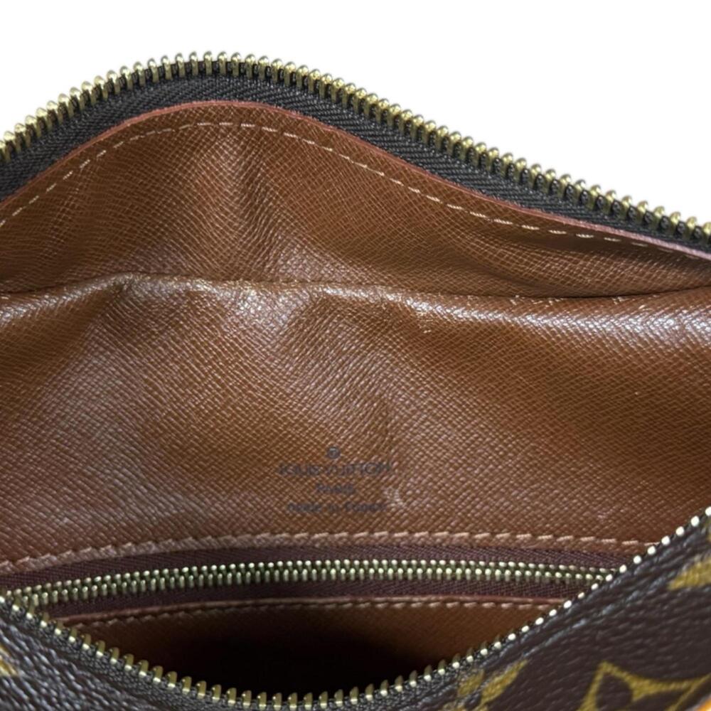 LOUIS VUITTON Authentic Brown Monogram Canvas Boulogne 30 Shoulder Bag - Picture 7 of 13